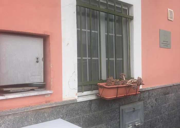 Olivetta House * Монелья