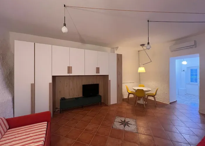 公寓 Olivetta House 莫内利亚